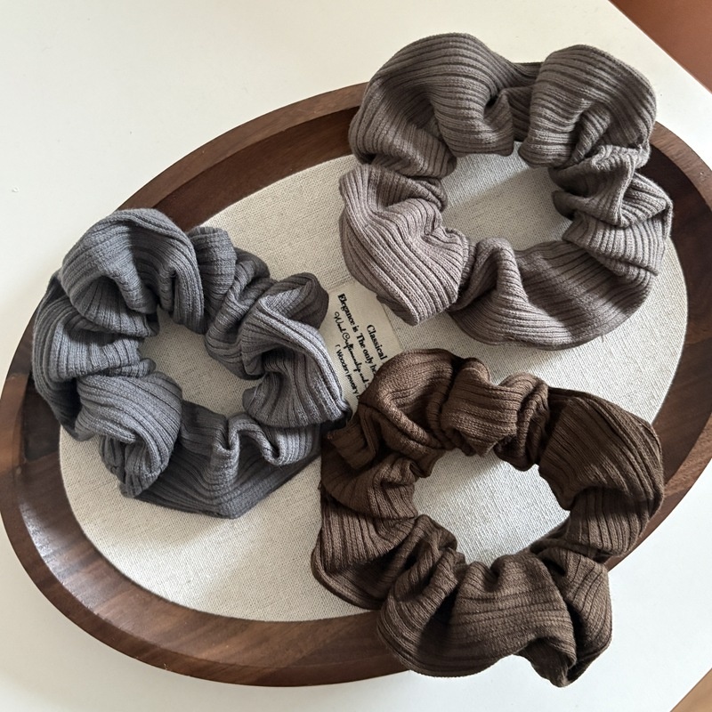 Women's Comfortable Cloth Hair Tie For Daily Wear Beige Striped