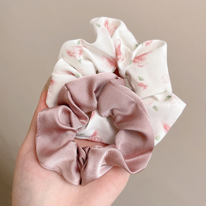 Women's Spring High-End Silky Pleated Pearl Streamer Large Hair Ring