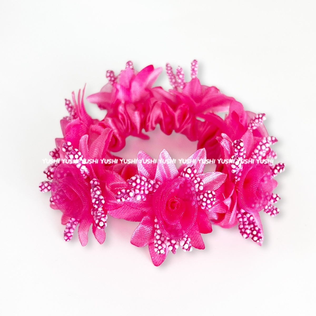 Women's Vintage Rose Cloth Hair Tie For Winter Champagne Floral