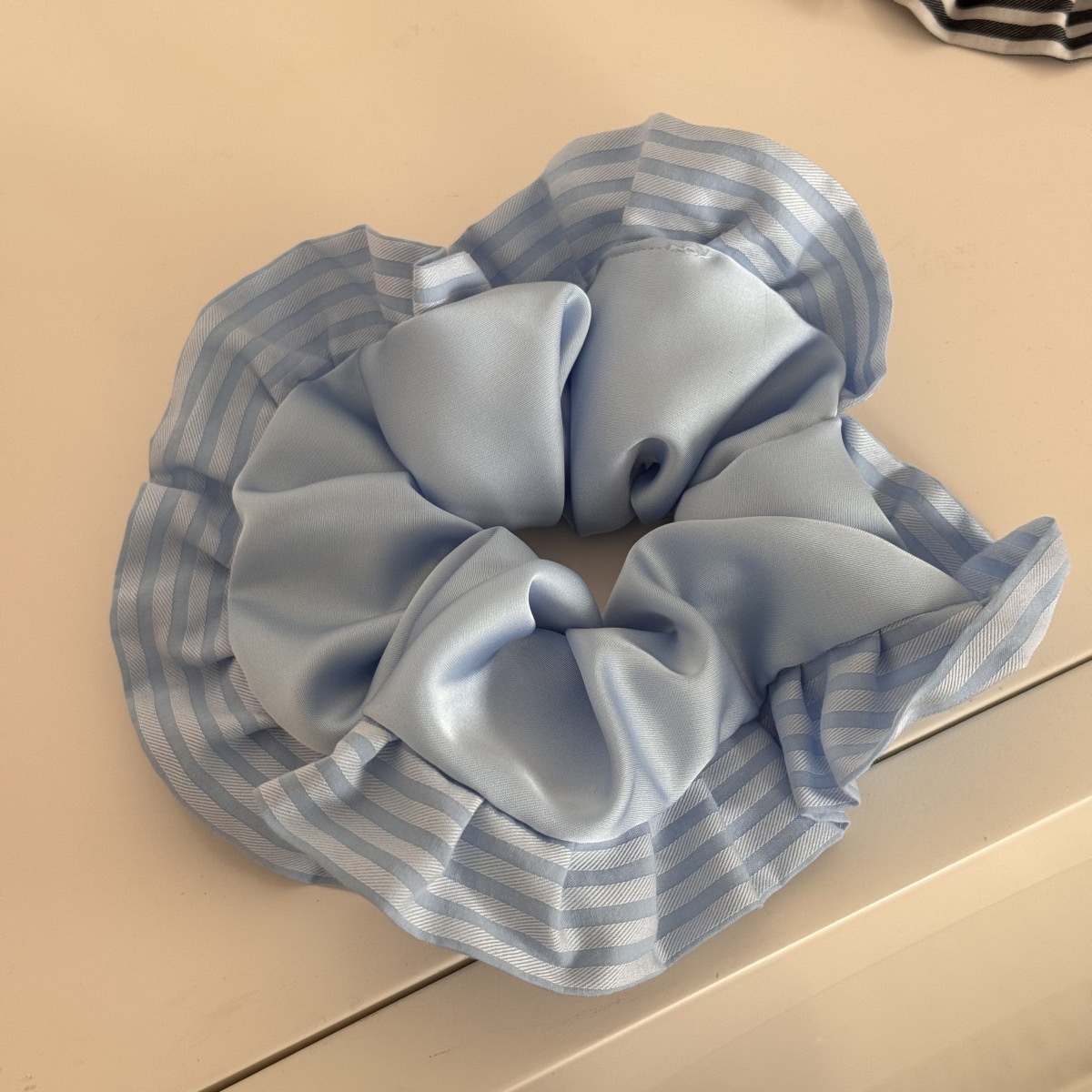 Women's Sweet Satin Ruffle Scrunchie Hair Tie For Daily Wear Striped Pattern
