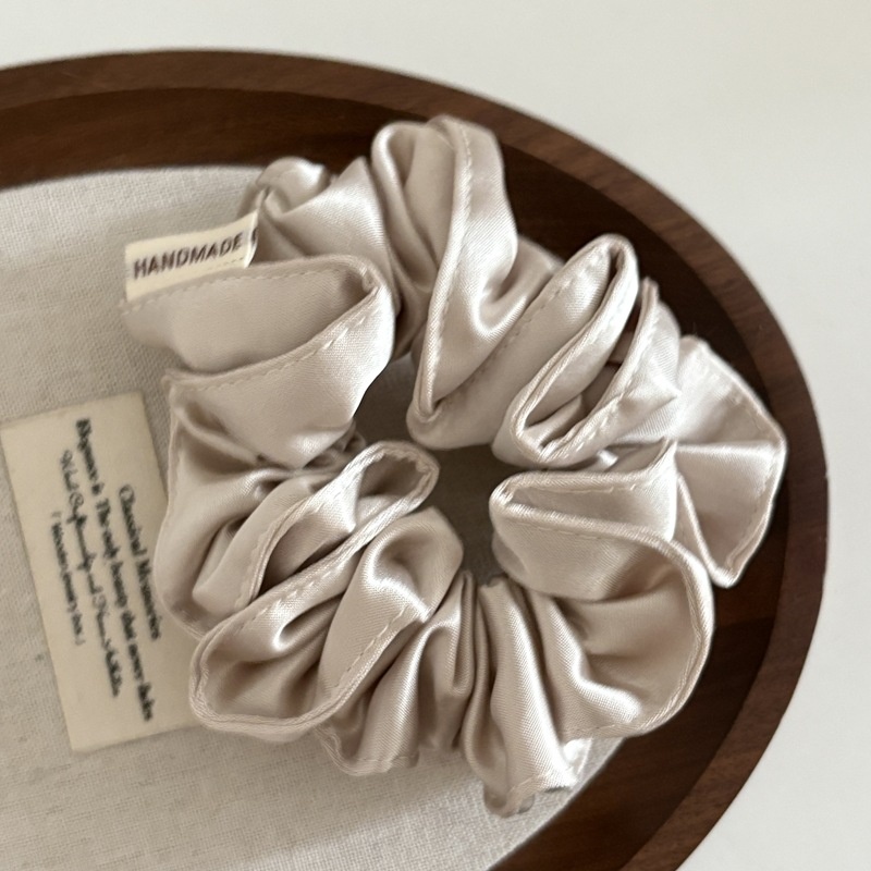 Women's Daily Shiny Satin Pleated Scrunchies Hair Ties Solid Color