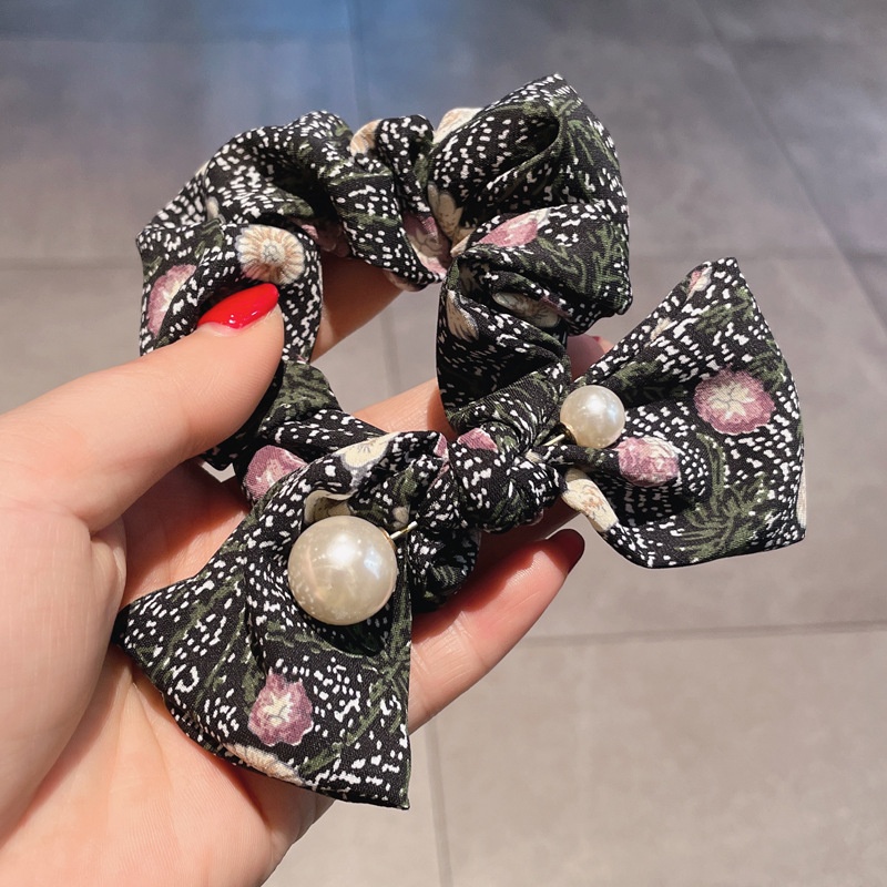 Women's Elegant Large Cloth Scrunchie Banquet Hair Tie Ditsy Floral