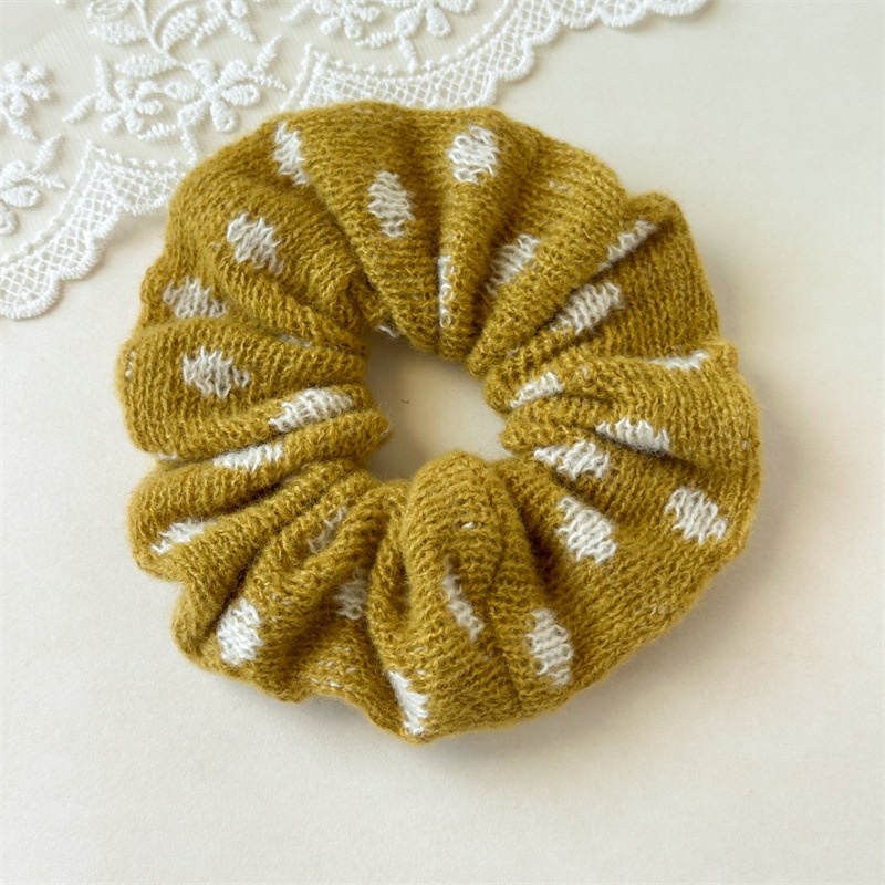 Women's Fall Winter Knitted Scrunchies Soft Yarn Hair Ties for Loose Buns