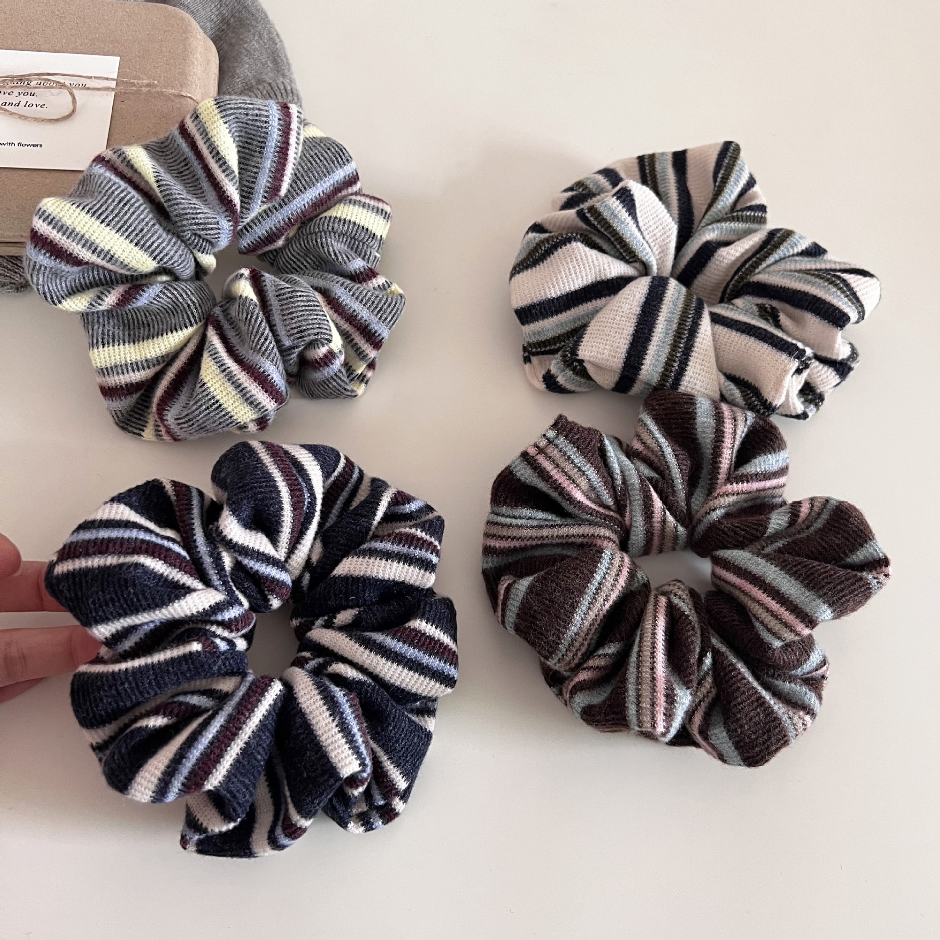 Women's Retro Preppy Knitted Stripe Hair Ties Soft Versatile Bun Headbands