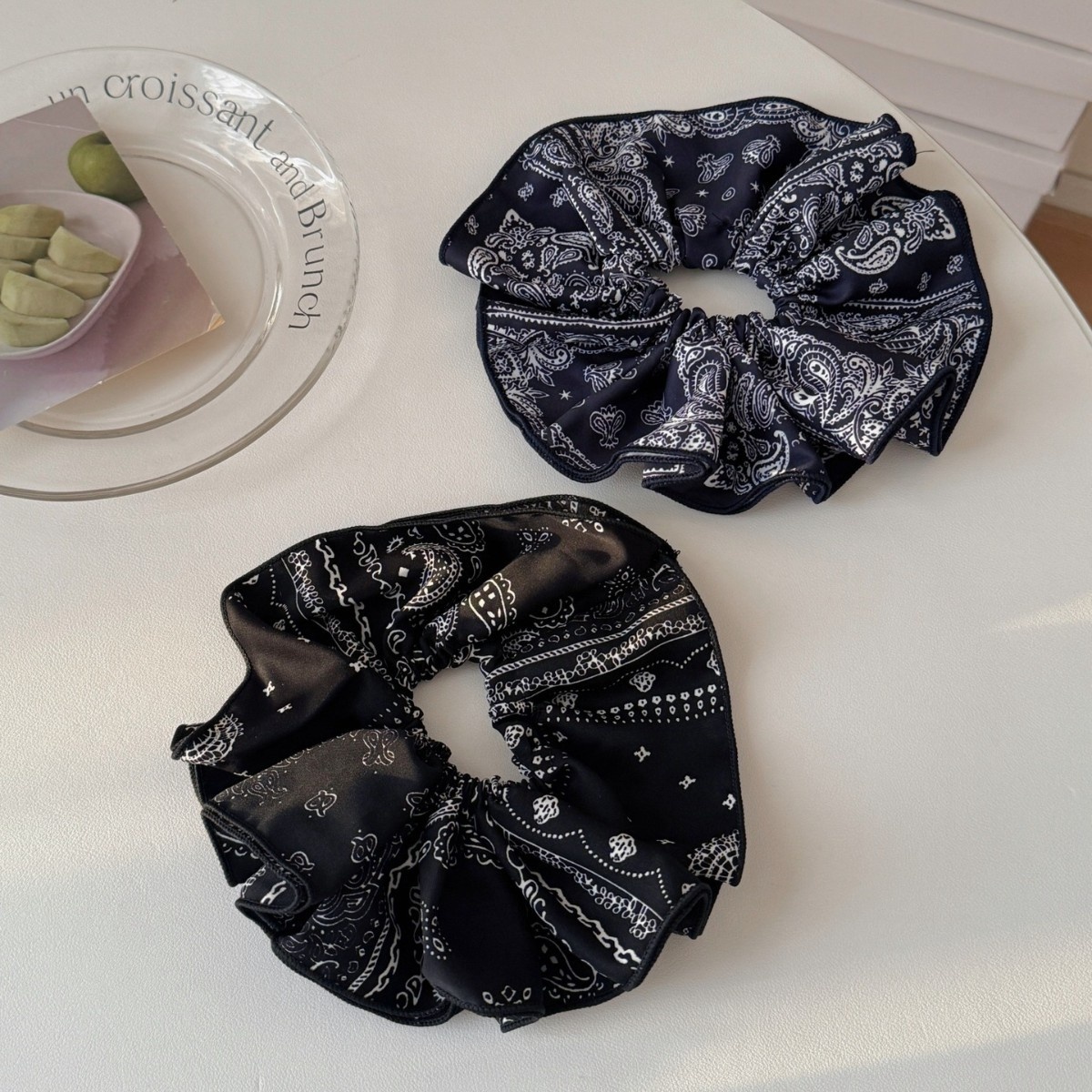Women's Oversized Silk Scarf Hair Scrunchie Retro Black Nut Flower