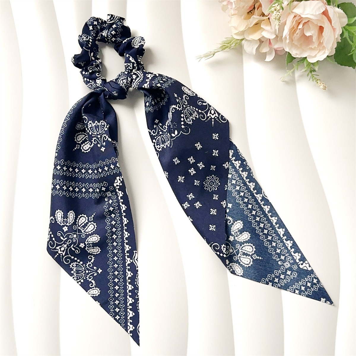 Women's Streetwear Fabric Bowknot Ponytail Holder Retro Paisley Print