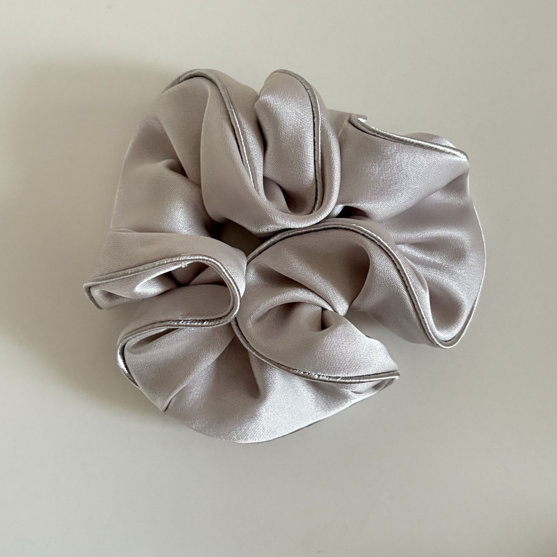 Women's Elegant Solid Black Cloth Hair Tie, Chic Spring Hair Accessory