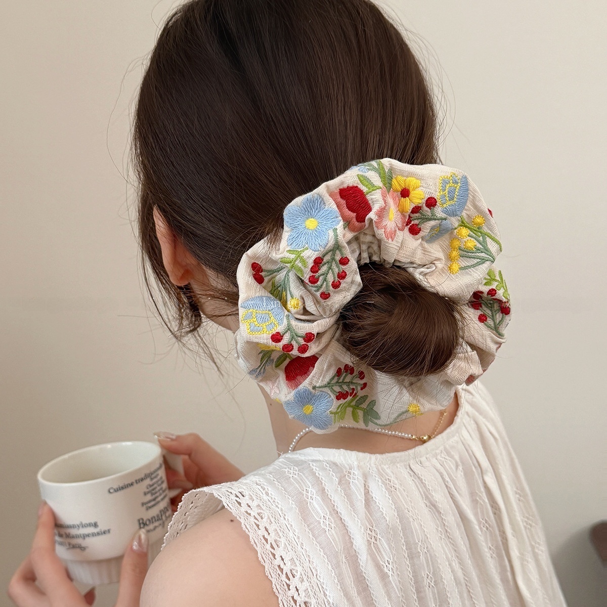 Women's Vintage Cloth Hair Tie With Pastoral Floral Embroidery