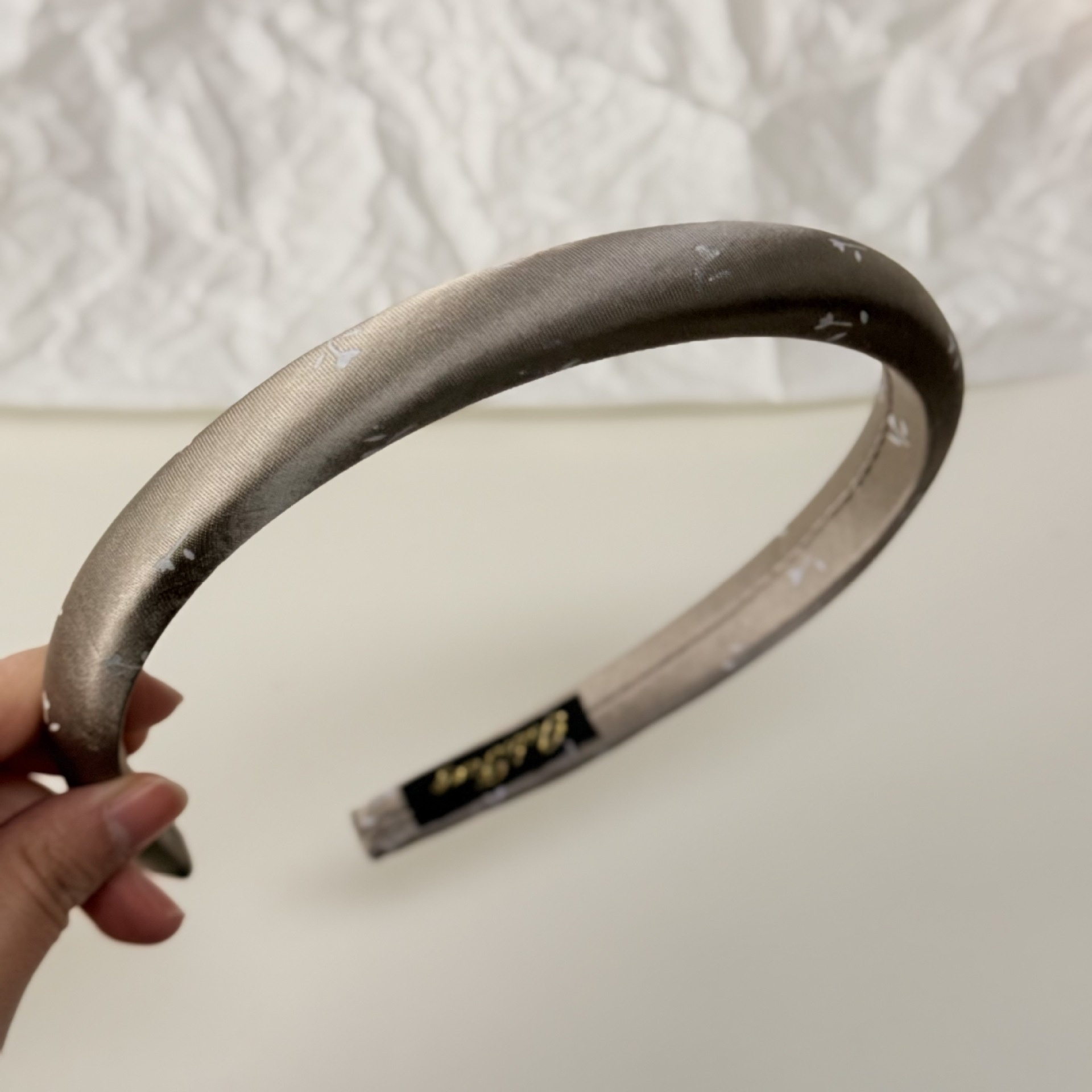 Women's Spring Summer Satin Scrunchie Hair Tie Beige Ditsy Floral