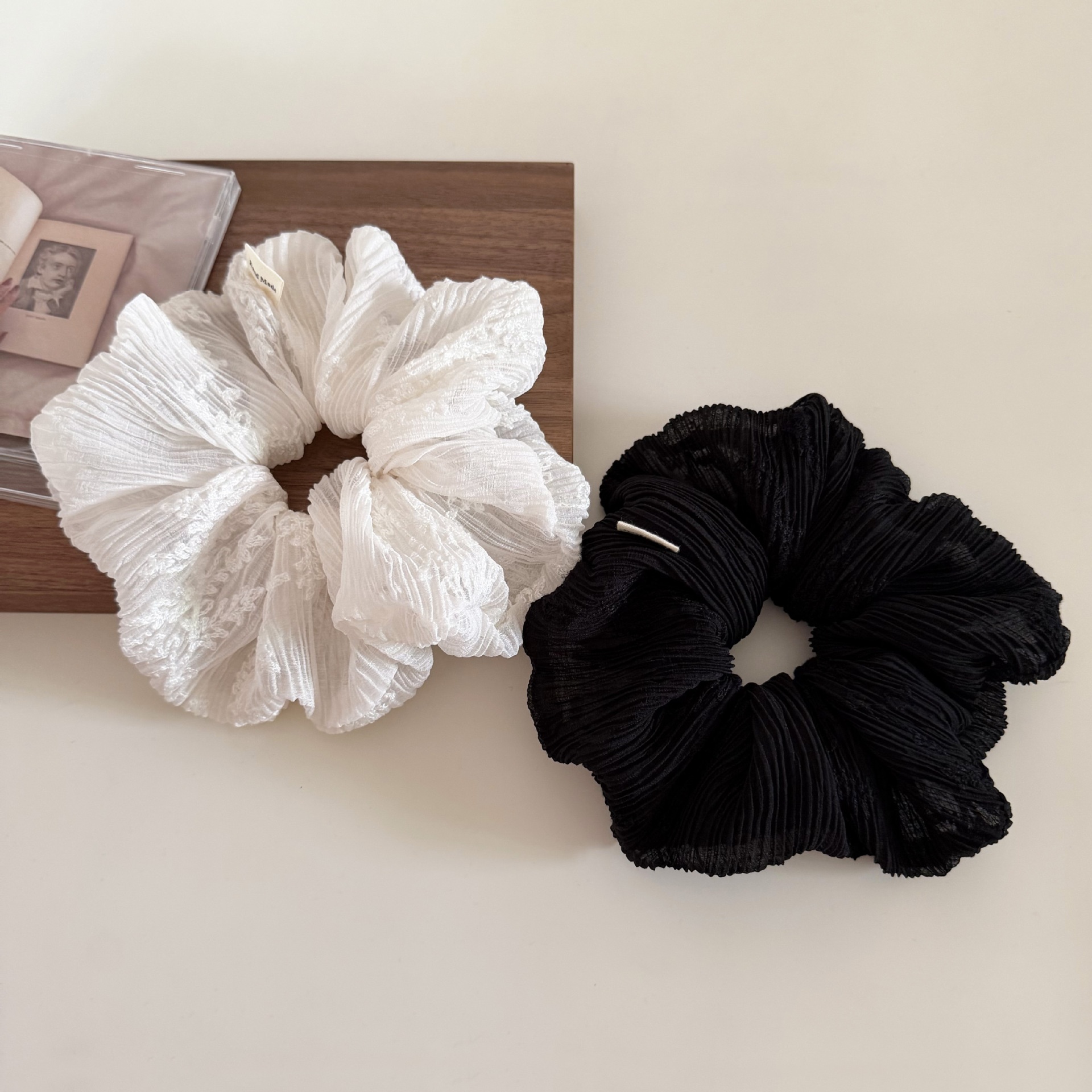 Women's Sweet Spring Cloth Hair Tie White Embroidered Ditsy Floral