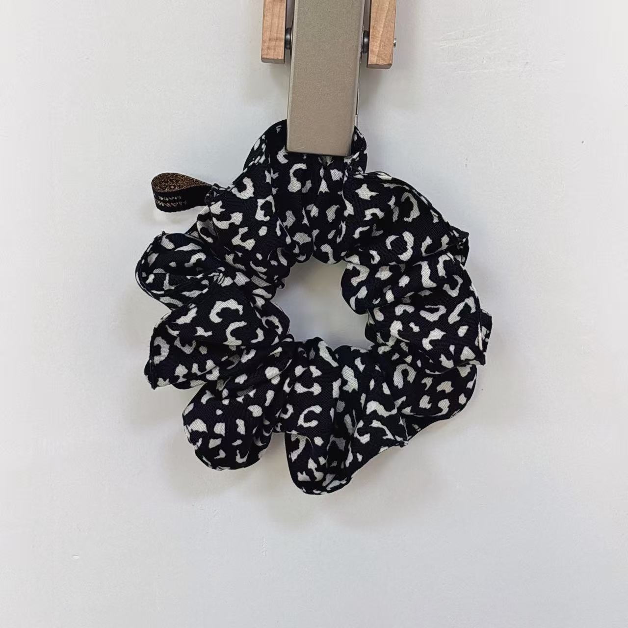 Women's Versatile Cotton Hair Scrunchies Ditsy Floral & Solid Color