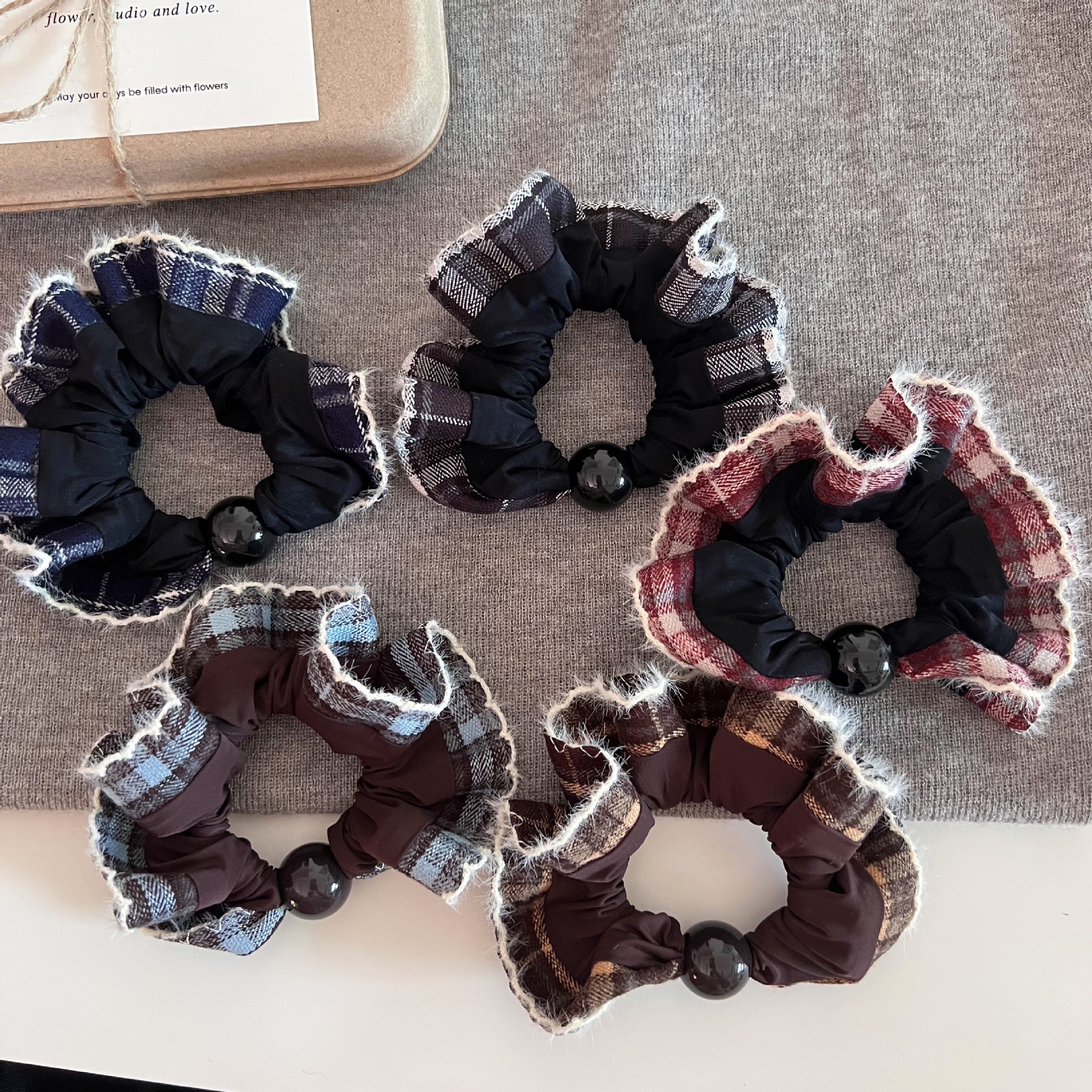 Women's All Season Cloth Hair Scrunchies Classic Checkered Plaid