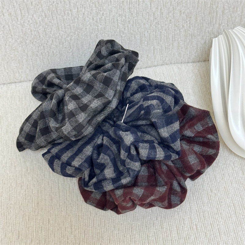 Women's Commute Style Cloth Scrunchie Hair Tie Navy Blue Plaid