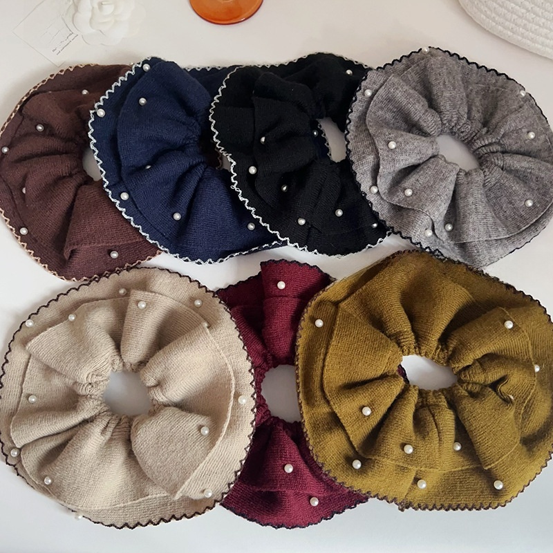 Women's Soft Pearl Knitted Wool Hairband For Winter Buns Solid Color