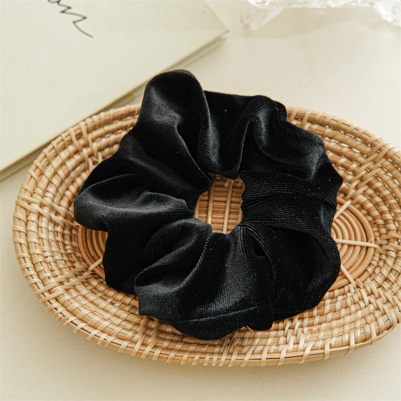 Women's Velvet Hair Scrunchie Elegant Retro Autumn Winter Elastic Tie