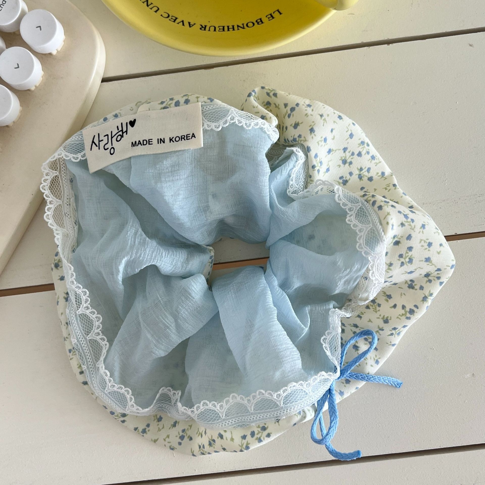 Women's Elegant Ditsy Floral Cloth Hair Clip and Band for Cute Daily Wear