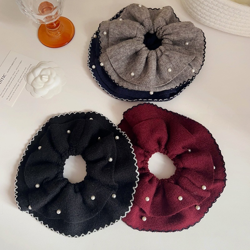 Women's Soft Pearl Knitted Wool Hairband For Winter Buns Solid Color