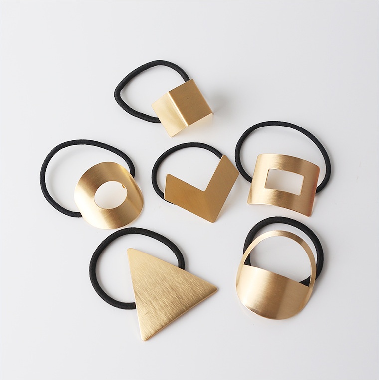 Women's Minimalist Metal Hair Ties Geometric Hollow Alloy Ponytail Holder