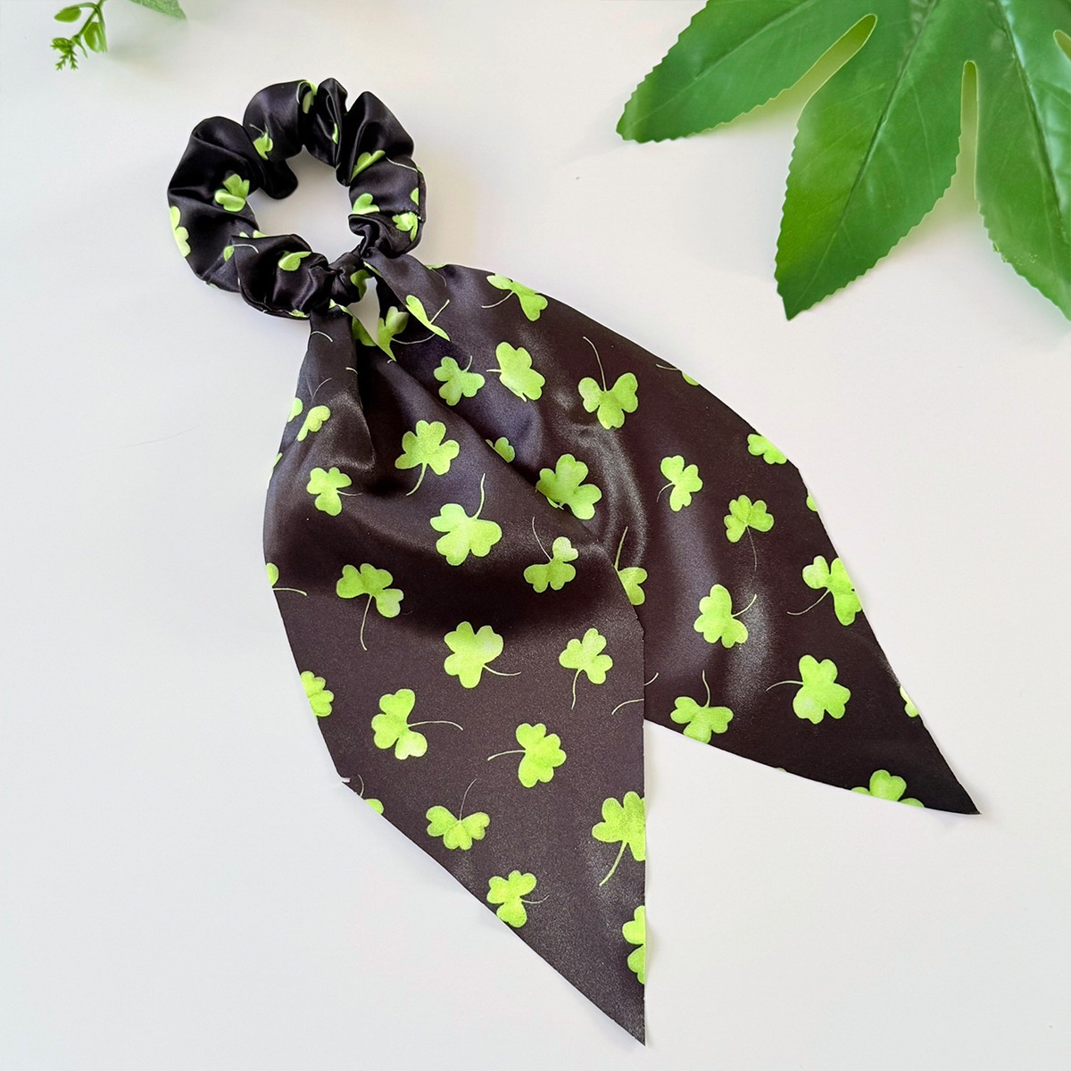 Women's St. Patrick's Cloth Ribbon Hair Tie Green Clover Print