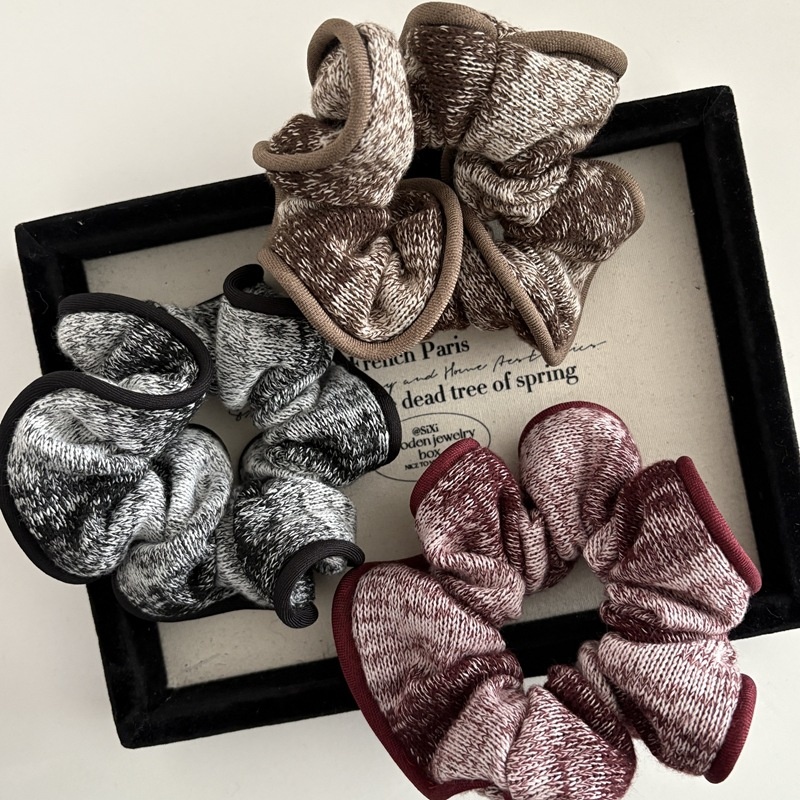 Women's Winter Thick Knitted Ruffle Hair Scrunchie Colorful Gradient