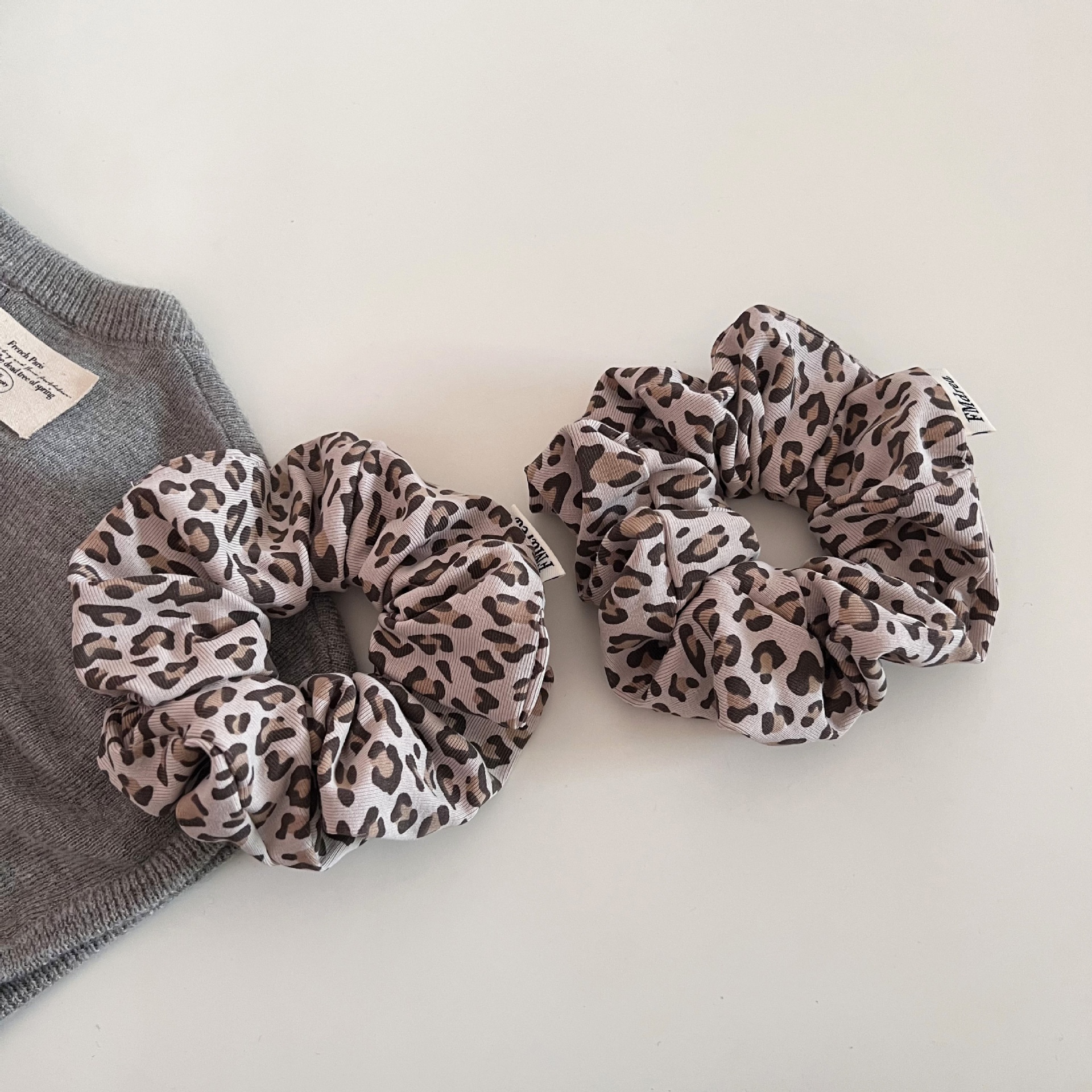 Women's Retro Knitted Low Bun Elastic Hair Bands Leopard Print