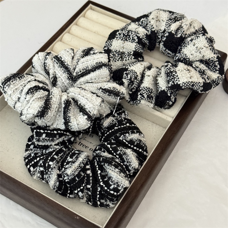 Women's Stylish Black & White Checkered Plaid Cloth Scrunchie Hair Tie