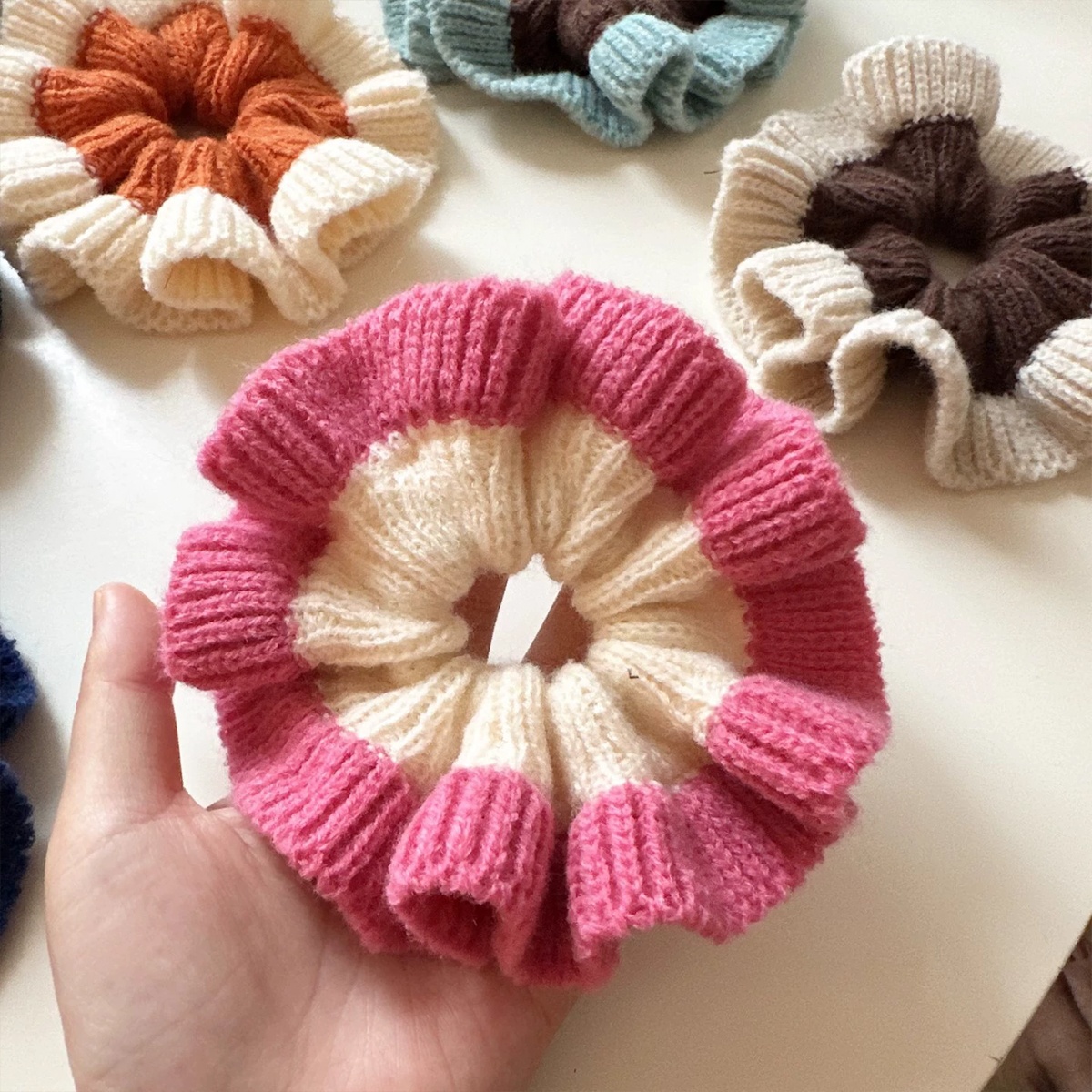 Women's Winter Knitted Lazy Bun Hair Scrunchie Color Block Pattern