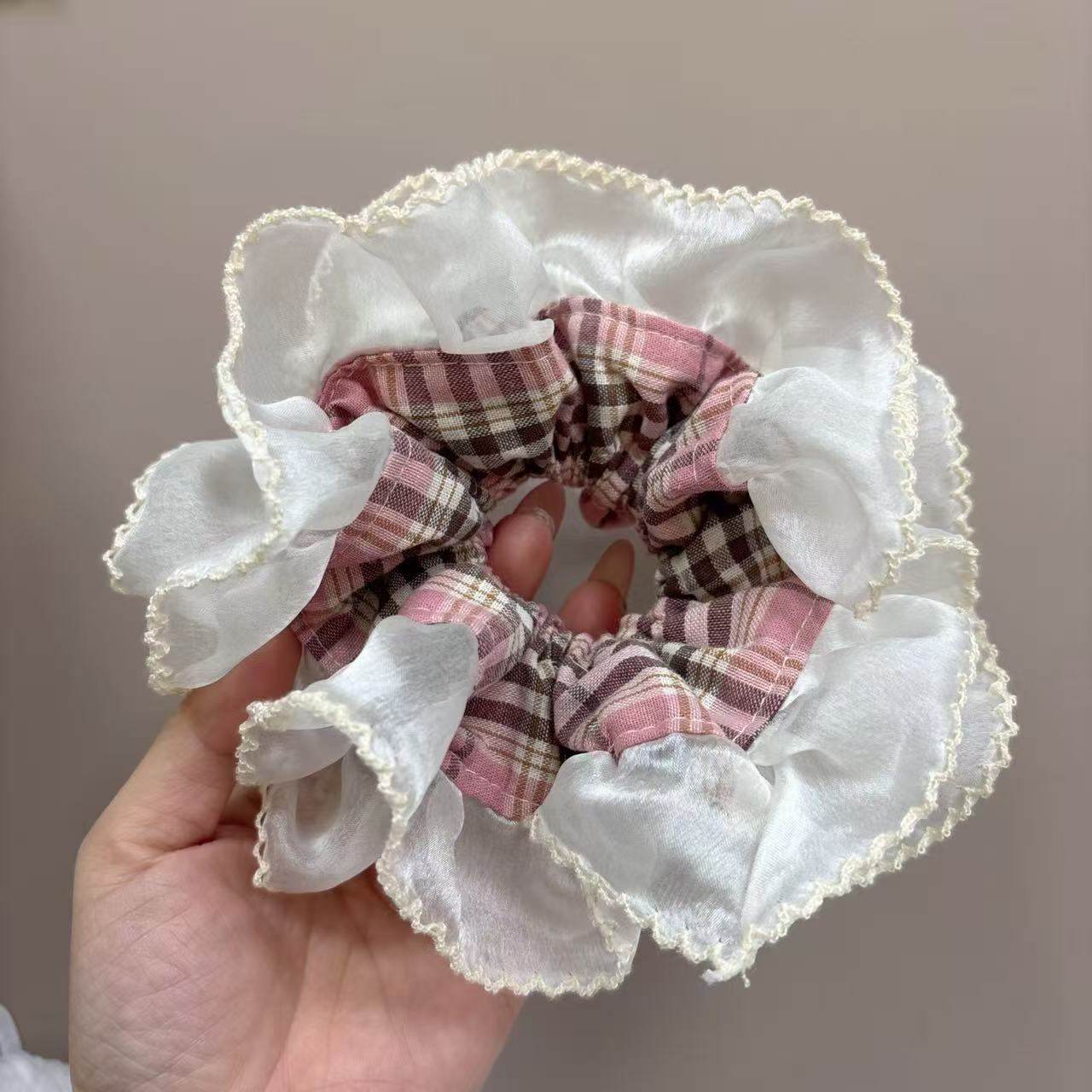 Women's Comfortable Cloth Hair Tie For Daily Wear Pink Plaid Lace