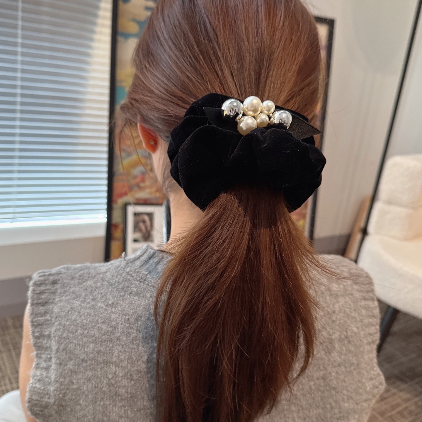 Women's French Velvet Pearl Hair Ring Autumn Winter Elastic Scrunchie