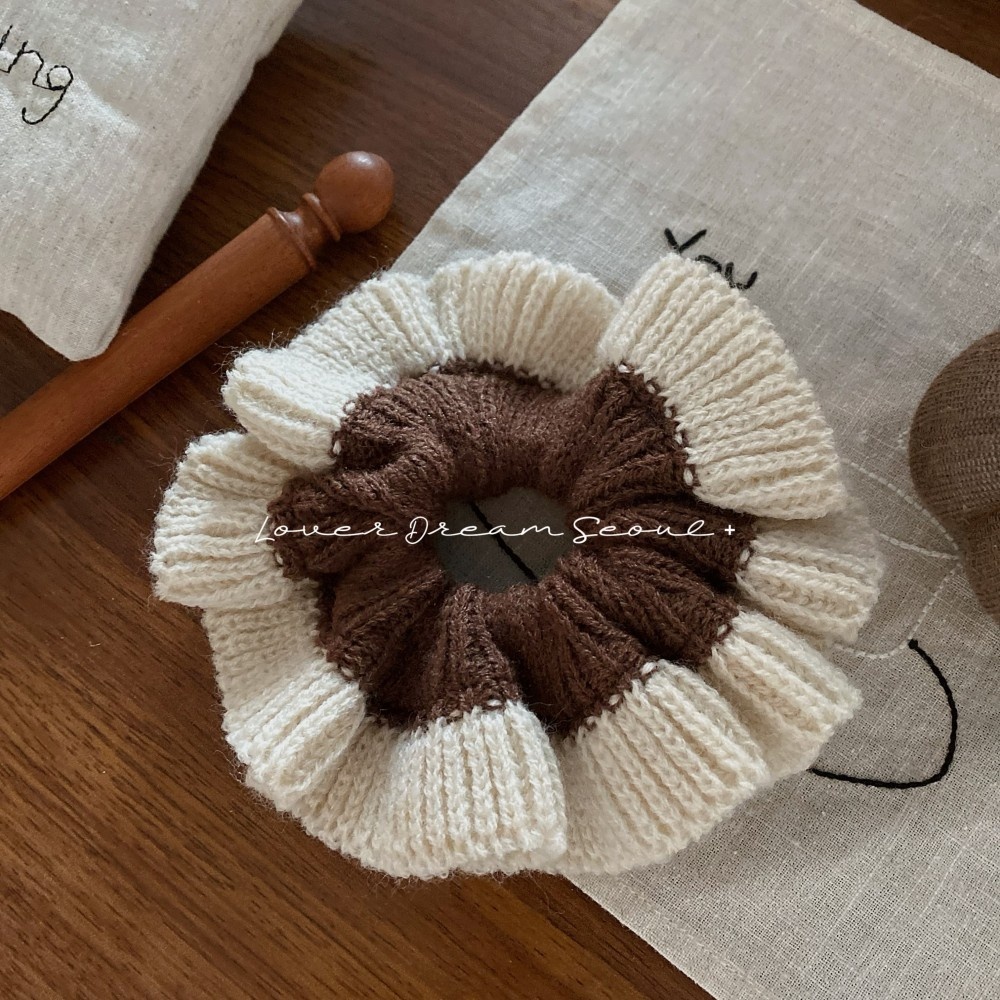 Women's Winter Knitted Yarn Bun Hair Ties Two-Tone Gradient