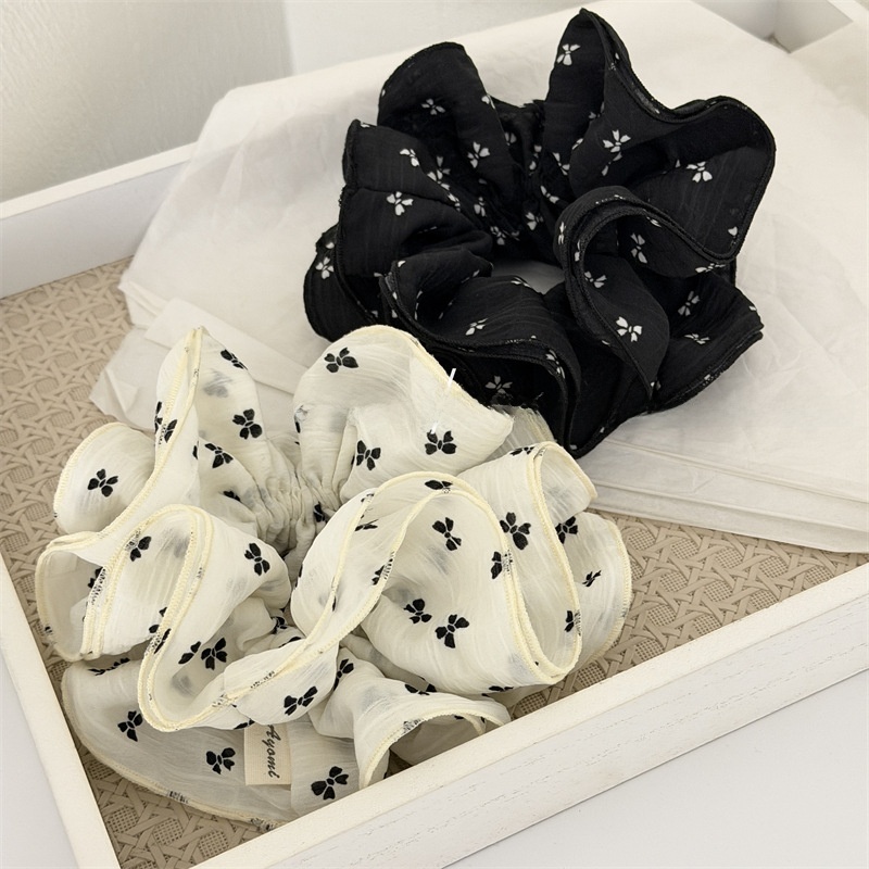 Women's Elegant Four-layer Lock Edge Bowknot Fabric Hairband Butterfly Tie
