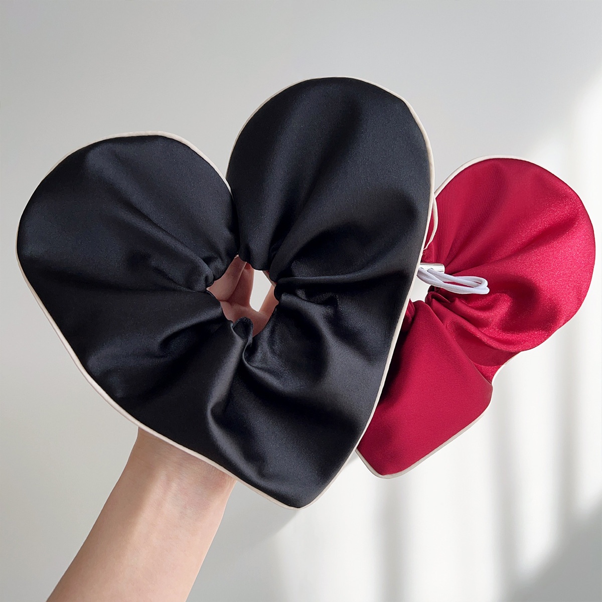 Women's All-Season Cloth Hair Tie Daily Hair Bun Rope Heart-Shaped