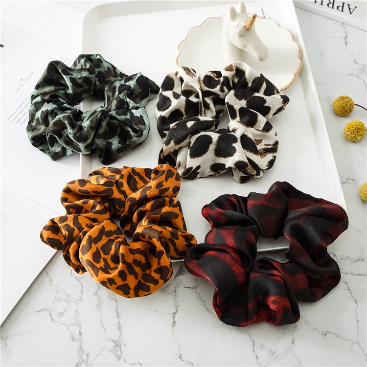 Women's Korean Style Daily Cloth Hair Scrunchie Leopard Print