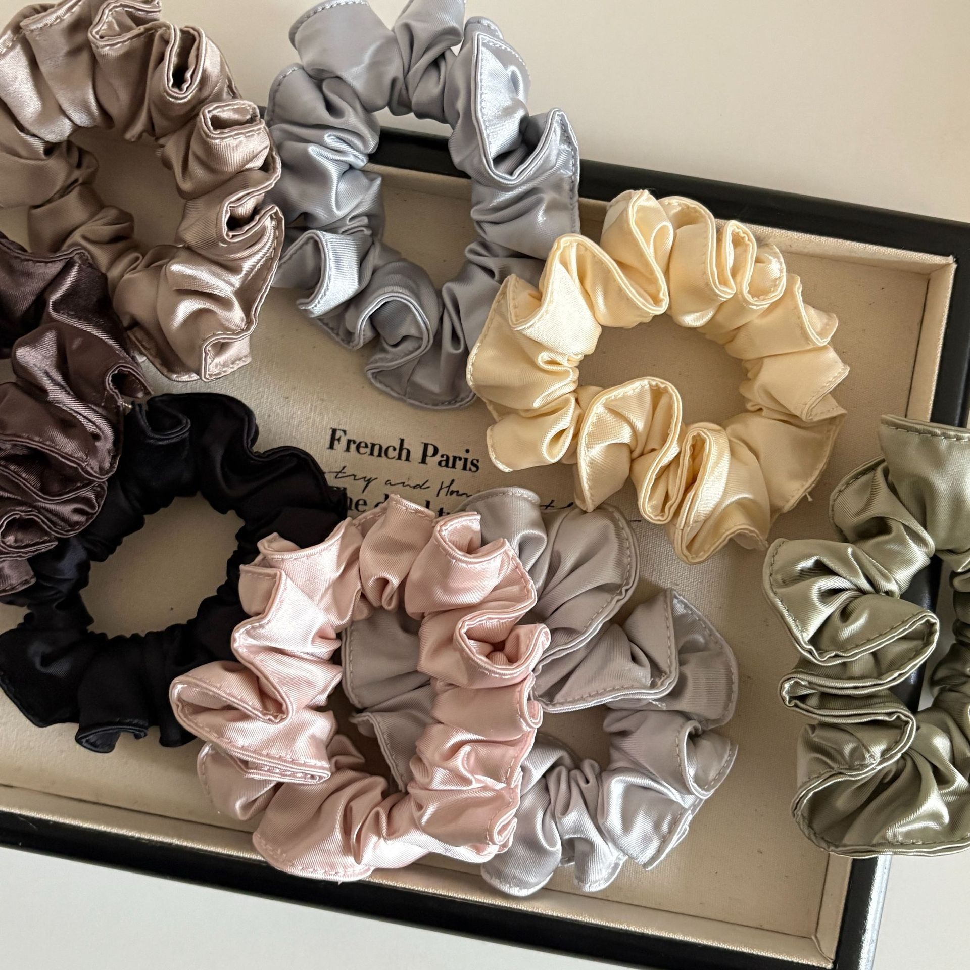 Women's Chic Satin Hair Tie Scrunchie, Elegant Solid Color Hair Accessory