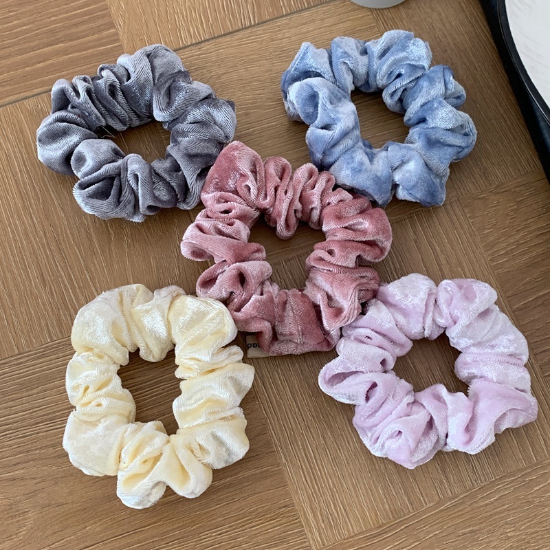Women's Retro Velvet Hair Tie Scrunchie For Autumn Winter Solid Color