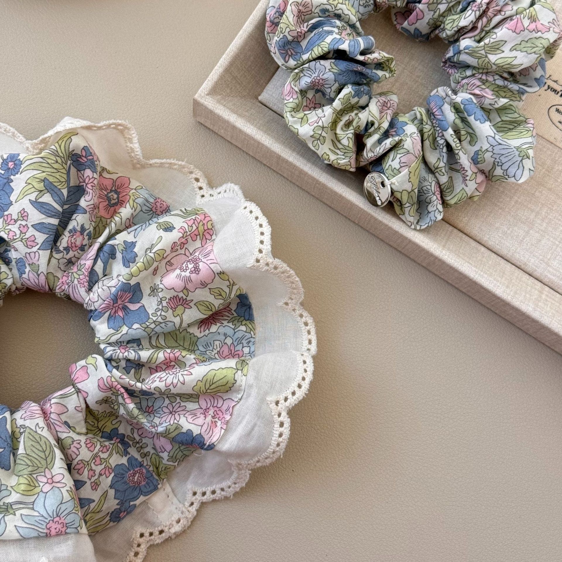 Women's Elegant French Style Lace Hair Tie Ditsy Floral