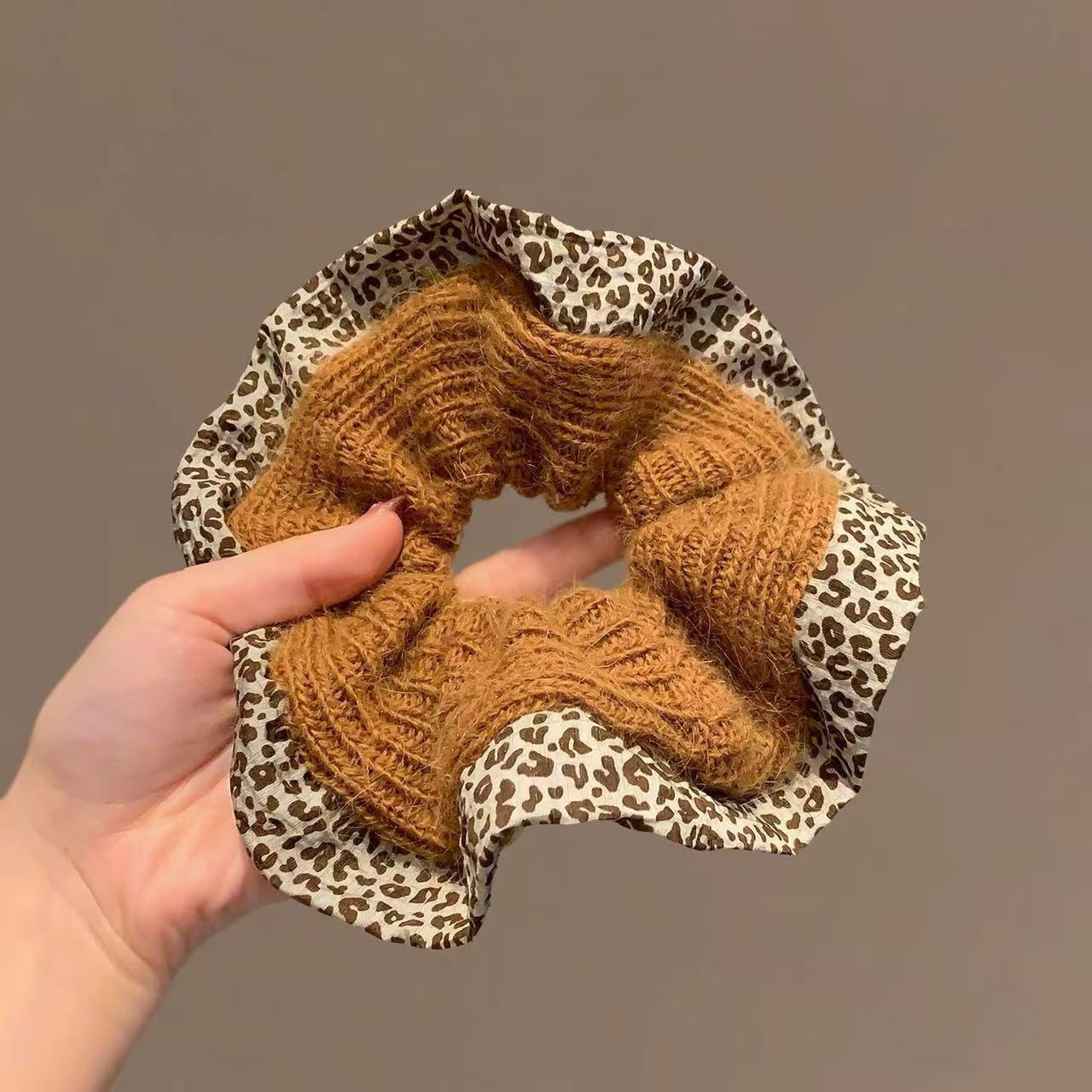 Women's Winter Knitted Elastic Hair Bands Retro Leopard Spotted