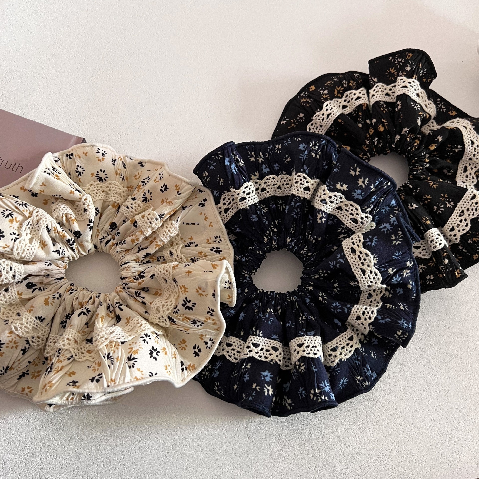 Women's French Boho Elastic Hairband Navy Blue Ditsy Floral Lace