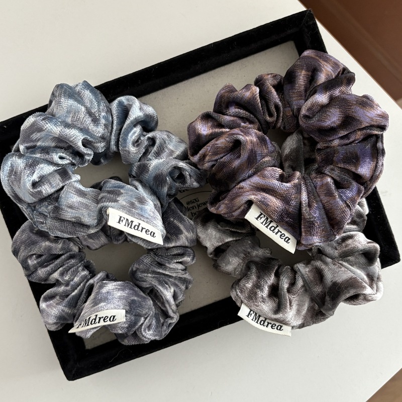 Women's Spring Retro Velvet Hair Tie Scrunchie Purple Leopard Print