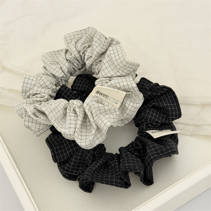 Women's Soft Cloth Hair Styling Scrunchies Black And White Checkered