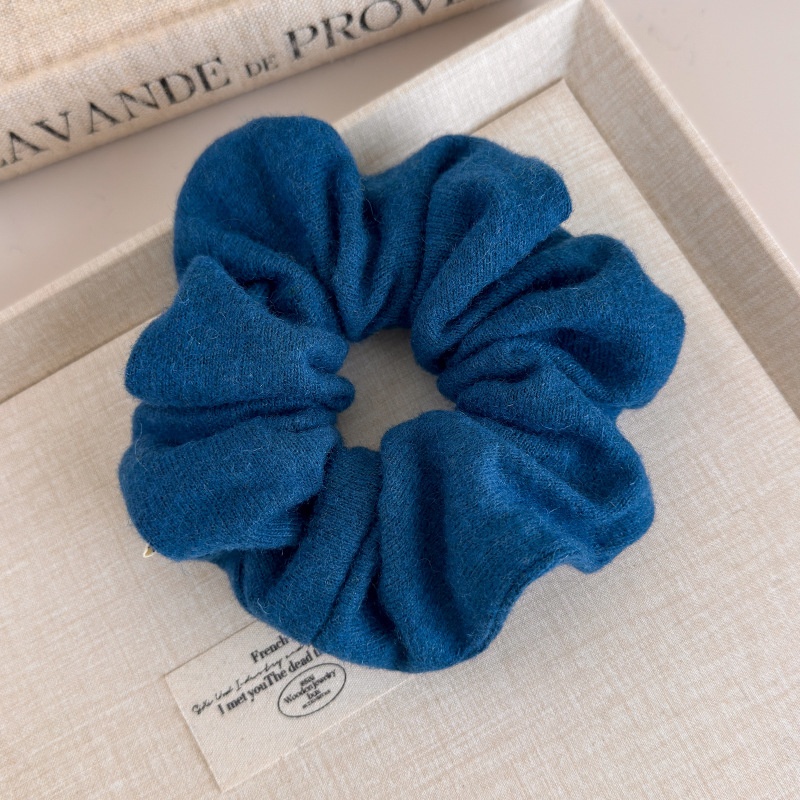 Women's Large Soft Knitted Scrunchie Romantic Solid Color Winter Hair Tie