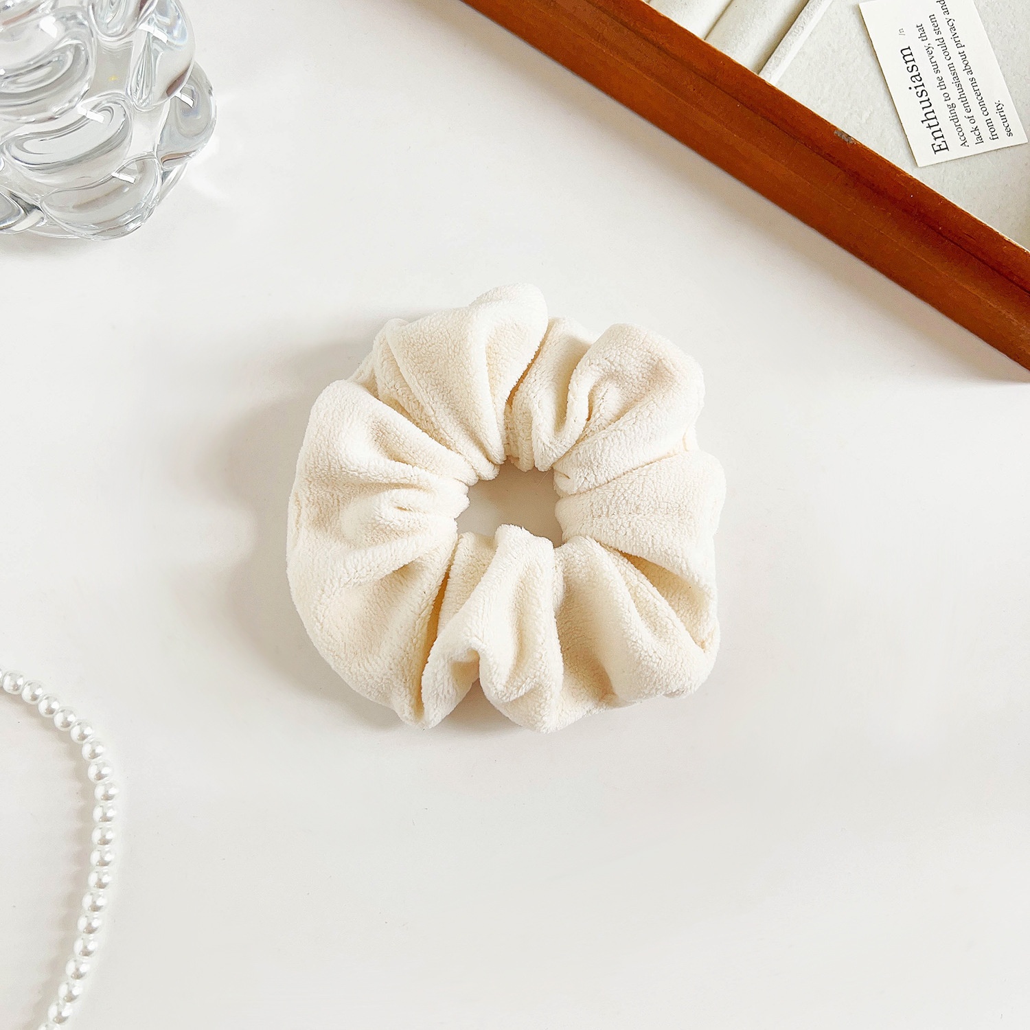 Women's Retro Velvet Hair Ties Autumn Winter Plush Knit Scrunchies