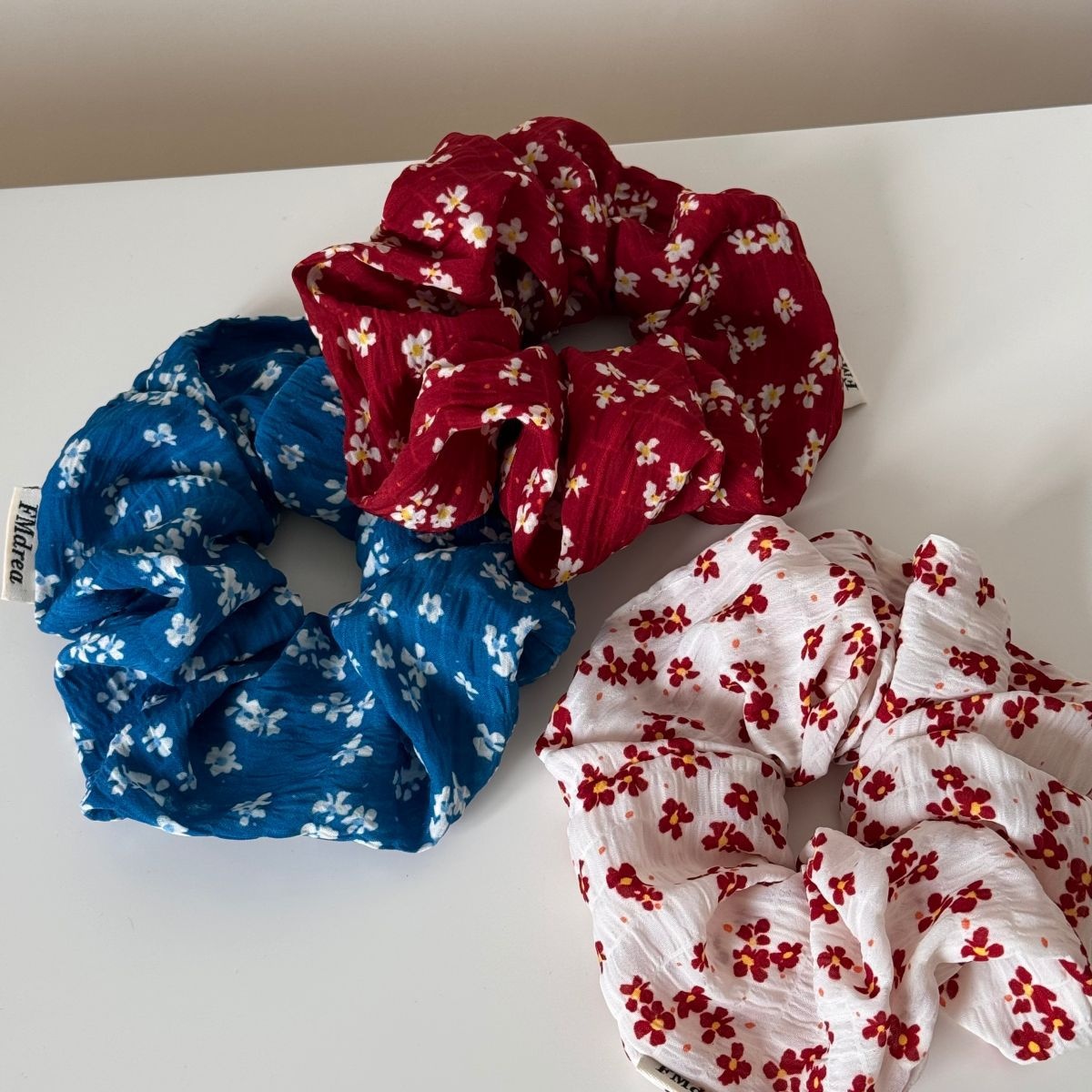 Women's Versatile Fabric Scrunchie Hair Ties For Ponytails Floral Print