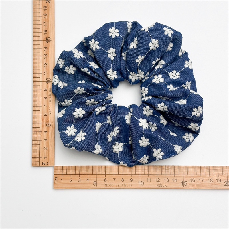 Women's Casual Holiday Cloth Hair Tie Elegant Retro Floral Pattern