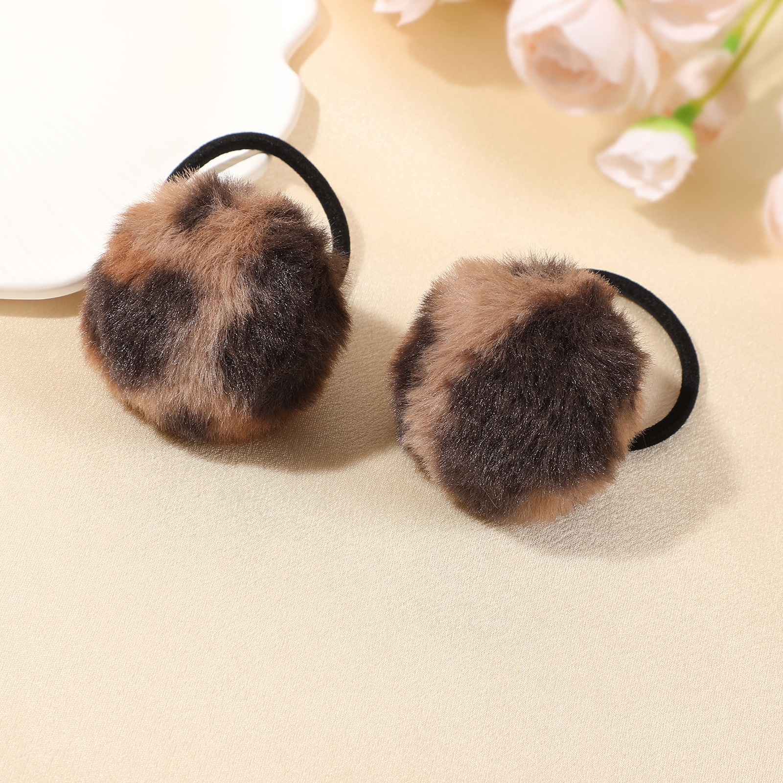 Women's Winter Plush High Elasticity Pom Pom Hair Tie Leopard Print