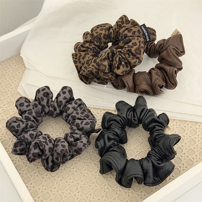Women's Vintage Soft Hair Tie For Daily Wear Coffee Black Leopard Print