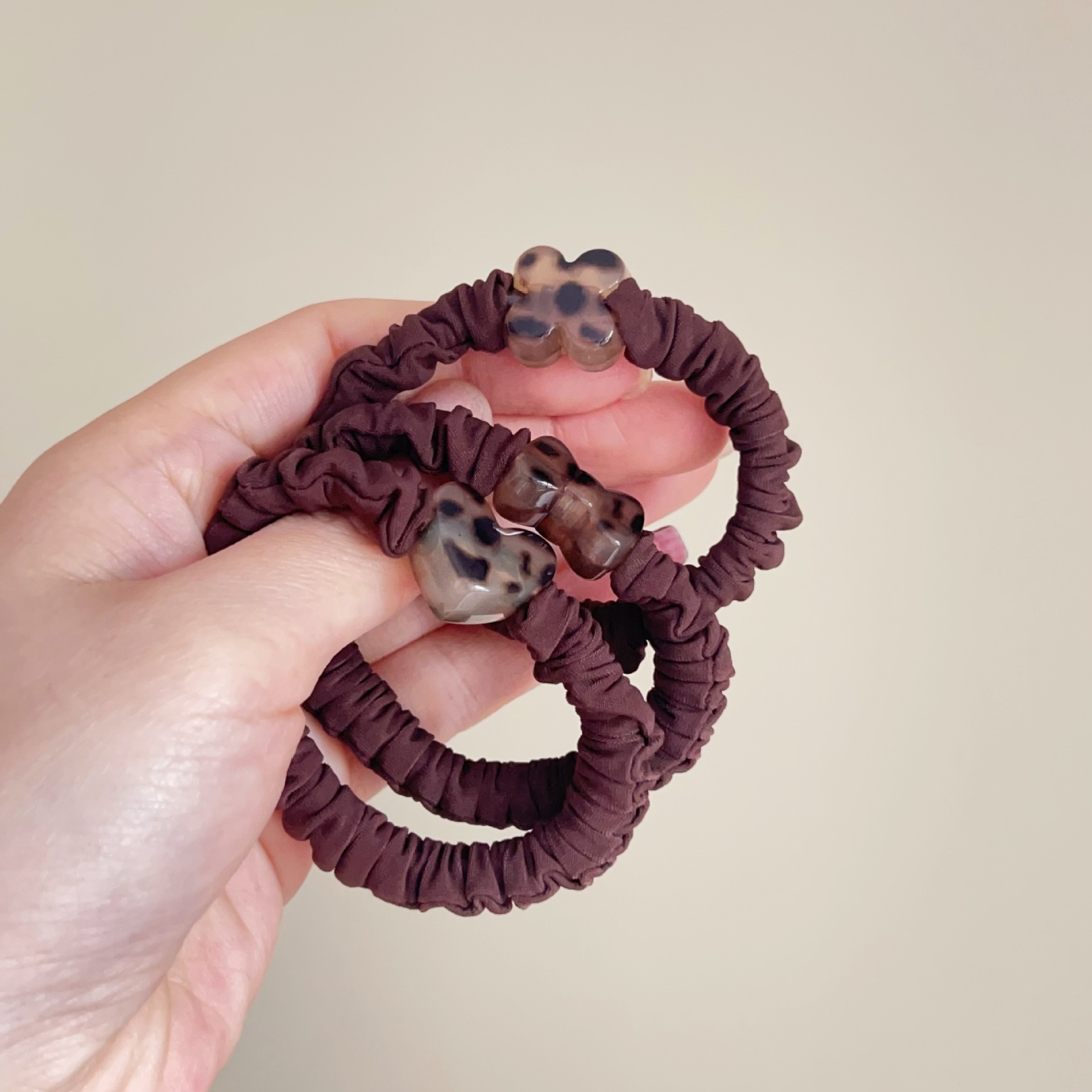 Women's Stylish Acrylic Hair Tie For Daily Wear Leopard Print