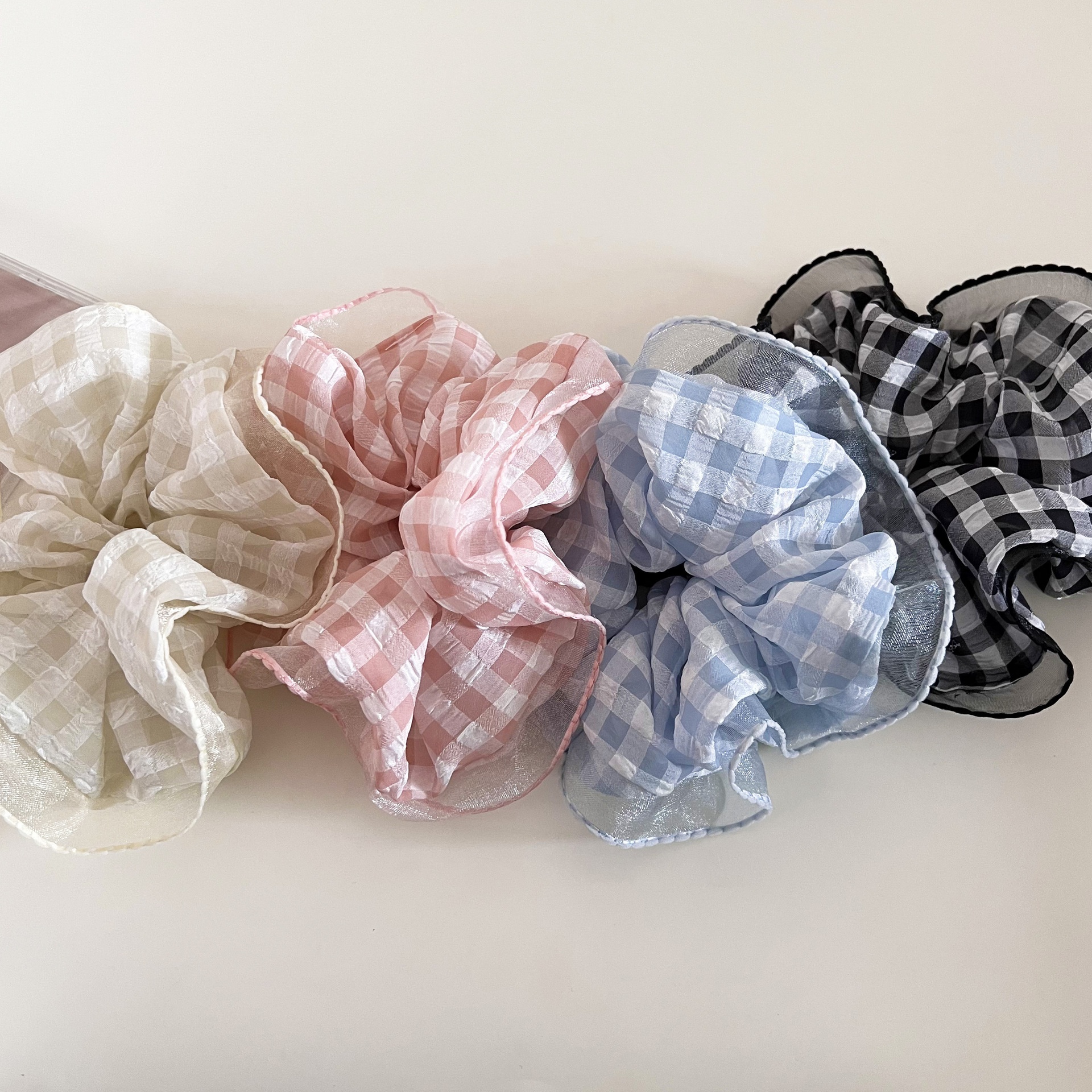 Women's Sweet Plaid Checkered Scrunchies Stylish Cloth Hair Ties for All Seasons