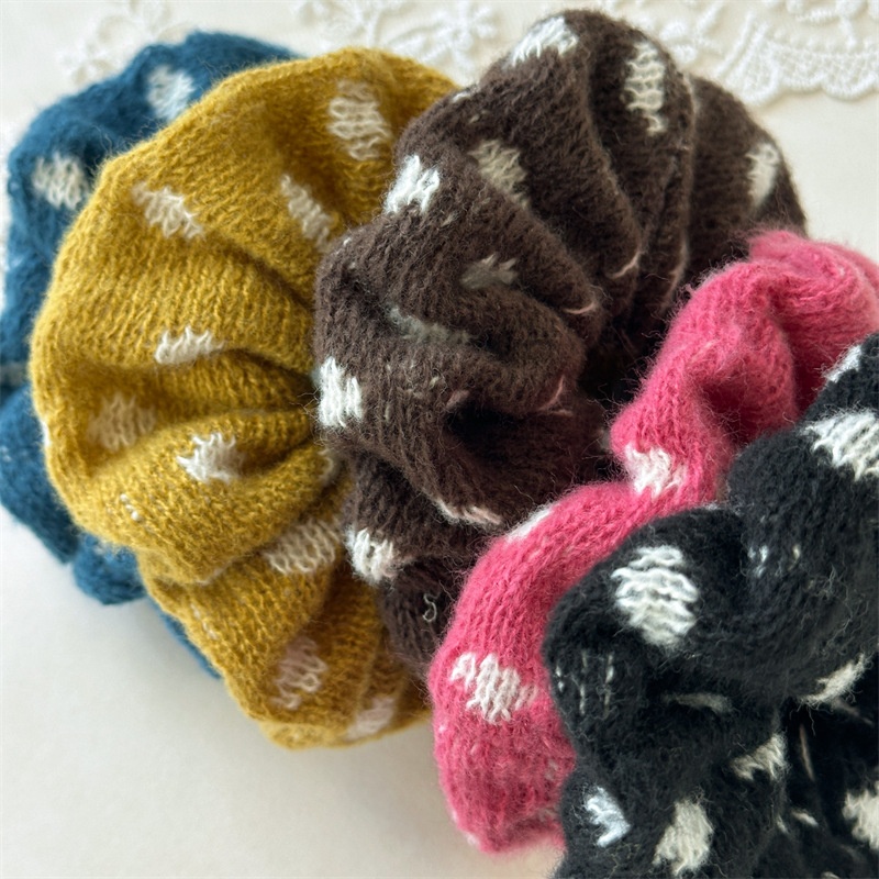 Women's Fall Winter Knitted Scrunchies Soft Yarn Hair Ties for Loose Buns