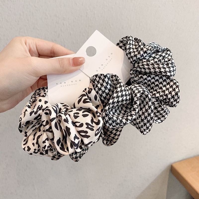 Women's Retro Casual Cloth Hair Scrunchie Lattice Leopard Print